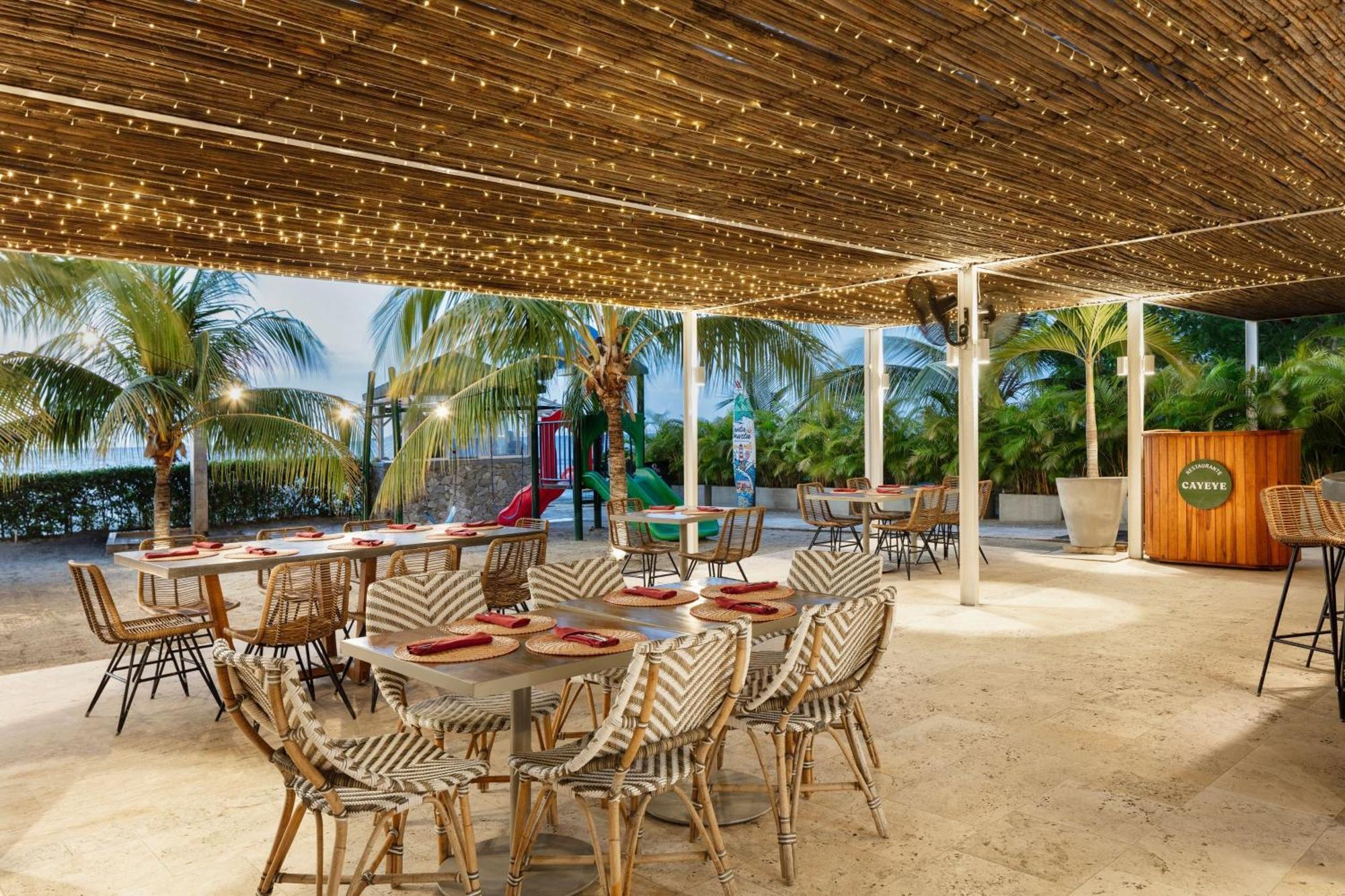 Santa Marta Marriott Resort Playa Dormida Exterior foto The Beach Club